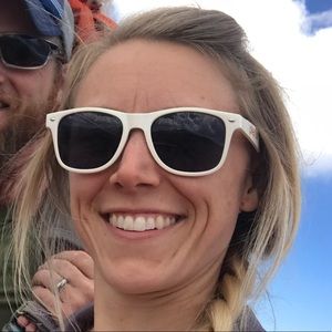 Meet your Posher, Gail